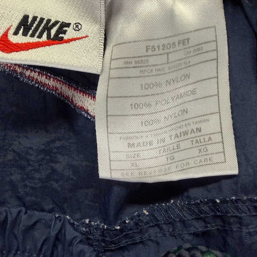 Vintage Nike Air Short Mens XL Blue Nylon Cargo Workwear Outdoor Summer Retro